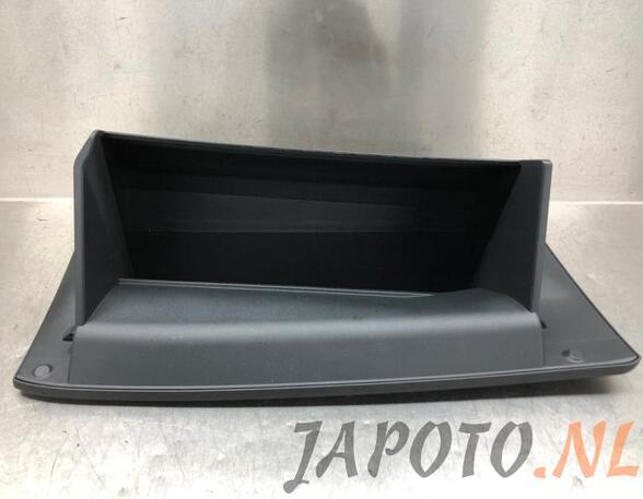 Glove Compartment (Glovebox) TOYOTA YARIS (_P21_, _PA1_, _PH1_)