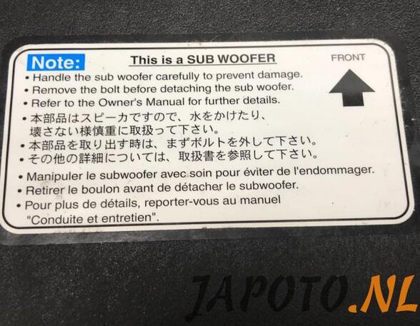 
Subwoofer von einem Mazda 6.
