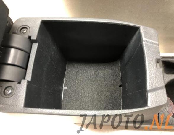 Center Console TOYOTA AURIS (_E18_), TOYOTA AURIS Estate (_E18_)