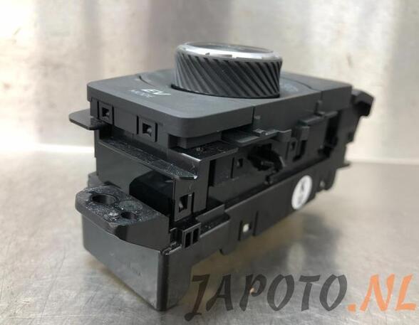 Navigation System TOYOTA RAV 4 V (_A5_, _H5_)