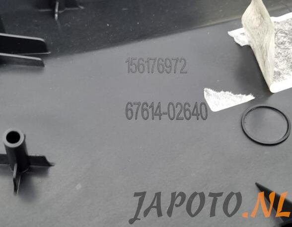 Door Card (Door Panel) TOYOTA COROLLA Hatchback (_E21_)