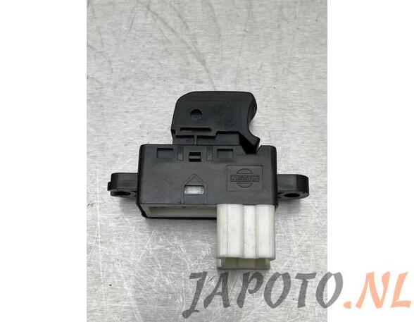 Switch for window winder NISSAN MURANO I (Z50), NISSAN MURANO II (Z51)