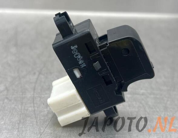 Switch for window winder NISSAN NOTE (E12)