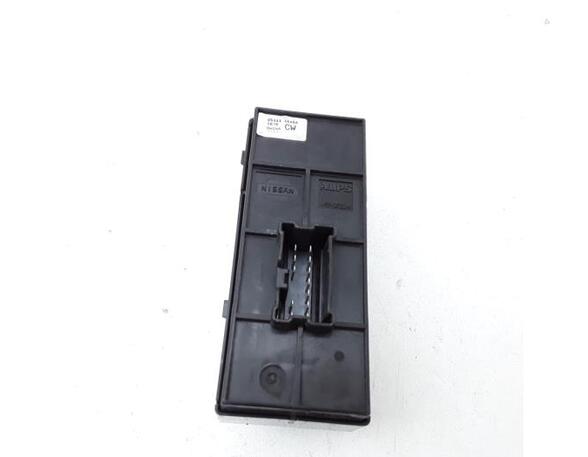 Switch for window winder NISSAN JUKE (F15)