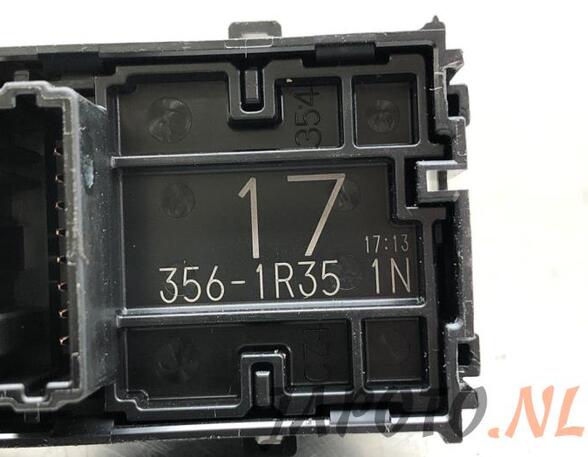 Switch for window winder TOYOTA YARIS (_P21_, _PA1_, _PH1_)