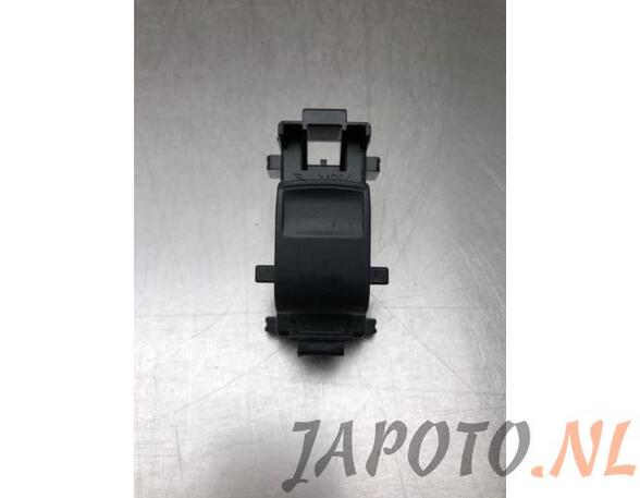 Switch for window winder TOYOTA YARIS (_P9_)