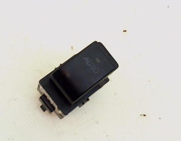 Switch for window winder TOYOTA COROLLA (_E12_), TOYOTA COROLLA Saloon (_E12_)