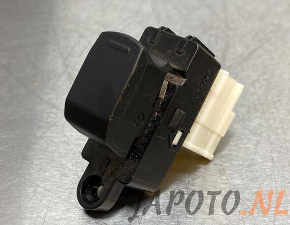 Switch for window winder SUZUKI SWIFT V (AZ)