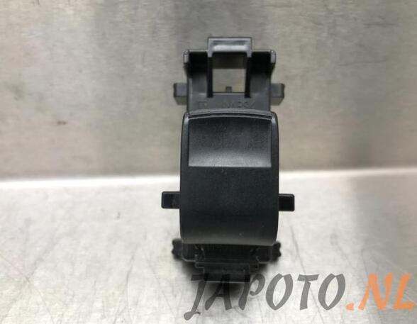 Switch for window winder TOYOTA YARIS (_P9_)