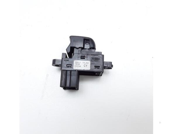 Switch for window winder NISSAN JUKE (F15)