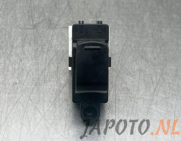 Switch for window winder SUZUKI SWIFT V (AZ)