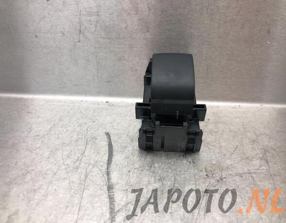 Switch for window winder TOYOTA YARIS (_P21_, _PA1_, _PH1_)