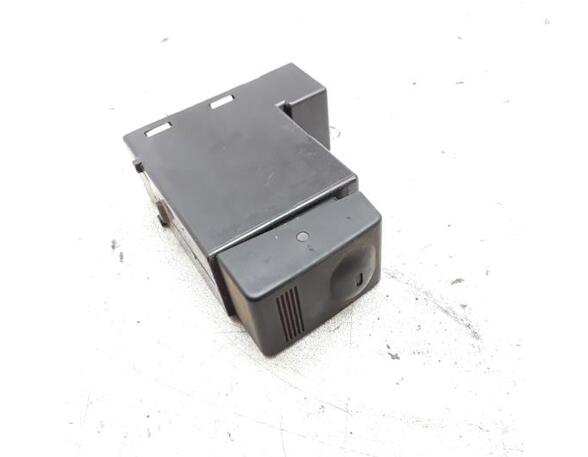 Switch for rear window heating MITSUBISHI SPACE WAGON (N3_W, N4_W)