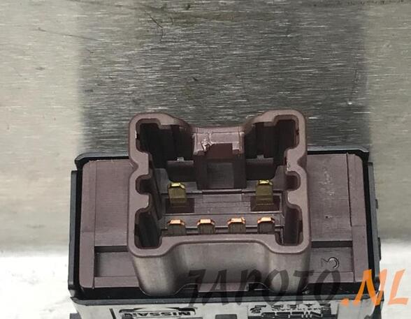 Switch for seat heating NISSAN JUKE (F15)