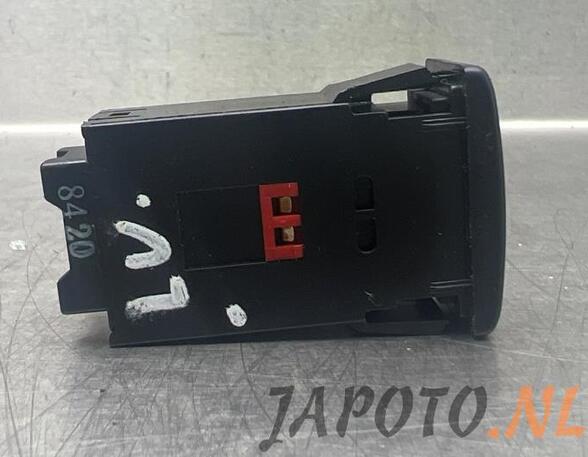 Switch for seat heating SUZUKI SWIFT V (AZ)