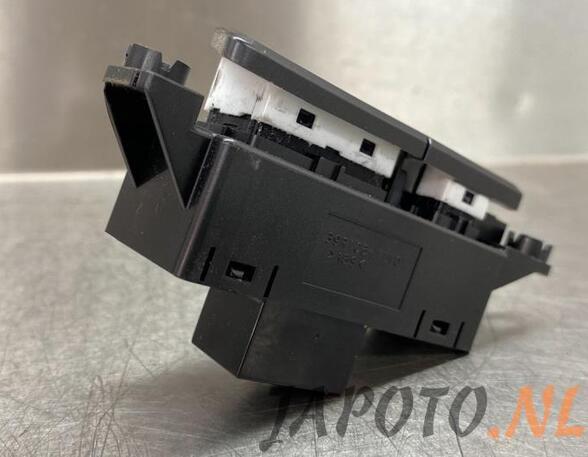 Switch for seat heating HYUNDAI i40 I CW (VF)