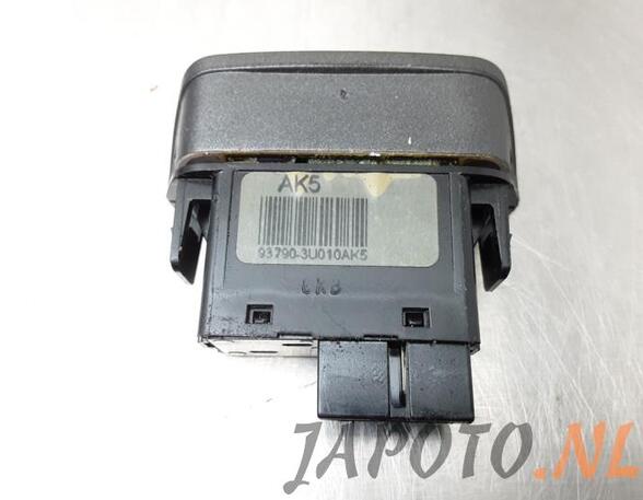 Switch for hazard light KIA SPORTAGE (SL)