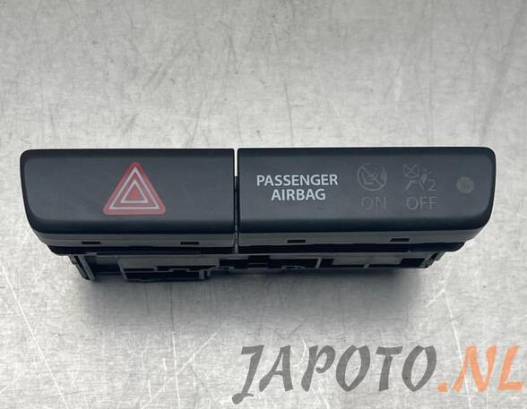 Switch for hazard light SUZUKI VITARA (LY)