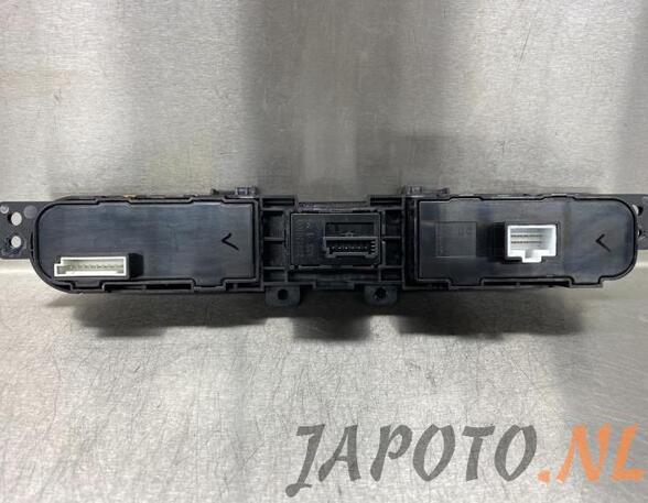 Switch for hazard light KIA CARENS IV