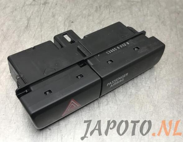 Switch for hazard light SUZUKI VITARA (LY)