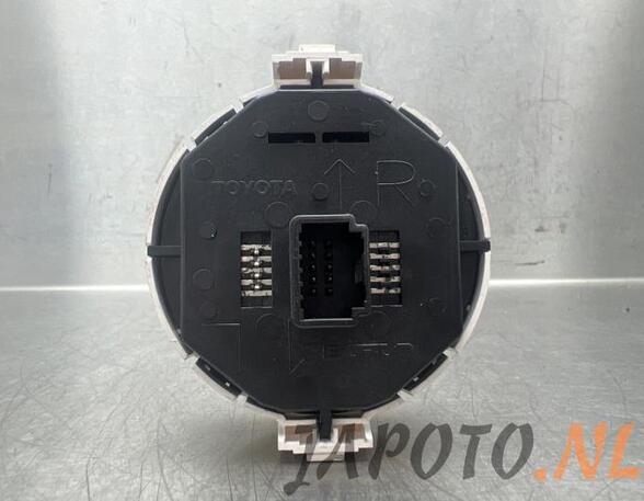 Switch for hazard light TOYOTA YARIS (_P13_)