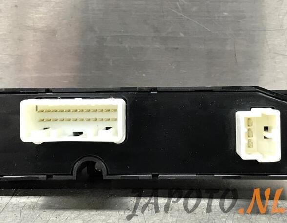 Switch for hazard light KIA CEE'D Hatchback (ED), KIA CEE'D SW (ED), KIA PRO CEE'D (ED)