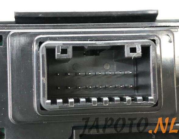 Switch for hazard light KIA STONIC (YB)