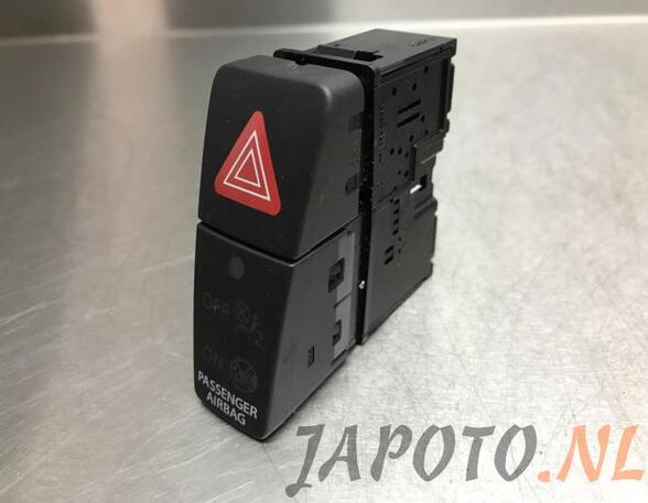 Switch for hazard light SUZUKI SX4 S-CROSS (JY)