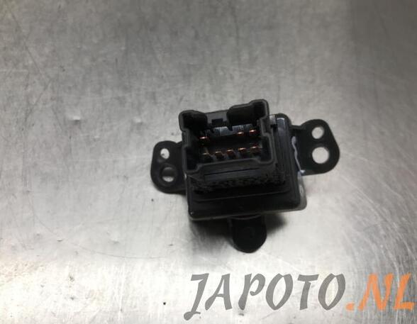 Switch for hazard light NISSAN ALMERA TINO (V10)