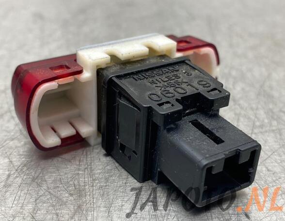 Switch for hazard light SUBARU FORESTER (SH_)