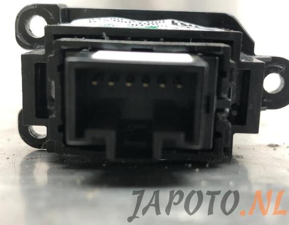 Switch for hazard light KIA CEE'D Sportswagon (JD)