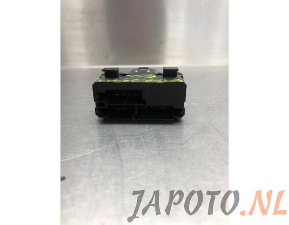 Control unit for seat heating LEXUS SC Convertible (UZZ40_)