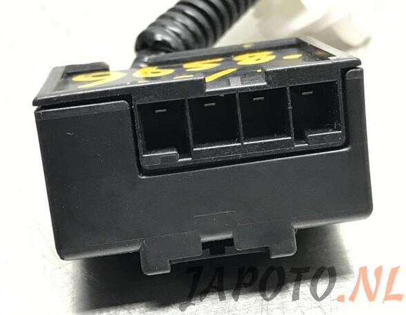 Control unit for seat heating LEXUS IS C (GSE2_)