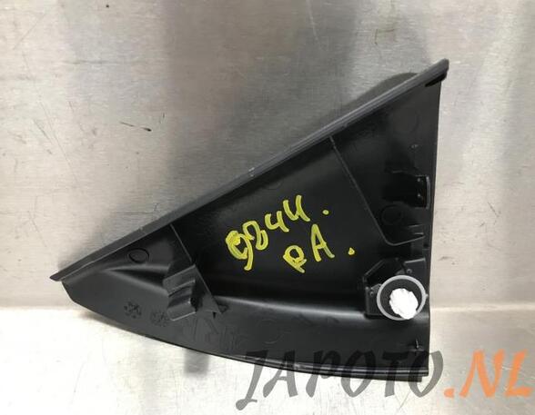 C-Pillar Trim Cover Panel TOYOTA YARIS (_P21_, _PA1_, _PH1_)