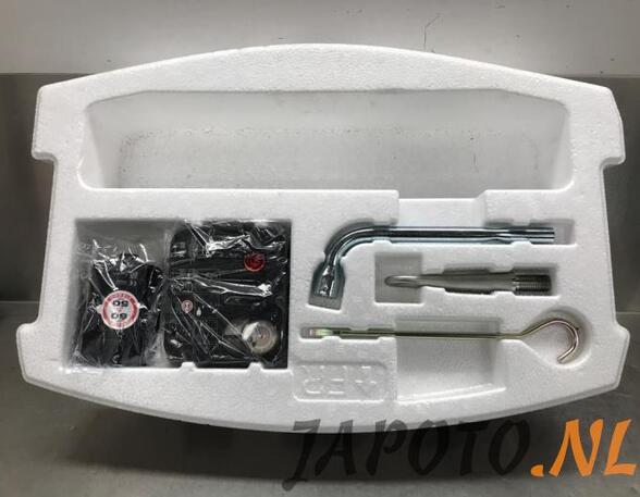 Storage Tray SUZUKI SWIFT V (AZ)