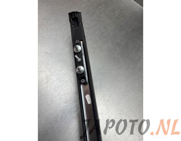 Roof Rails (Bars) TOYOTA AURIS Estate (_E18_), TOYOTA AURIS (_E18_), TOYOTA AURIS (_E15_)