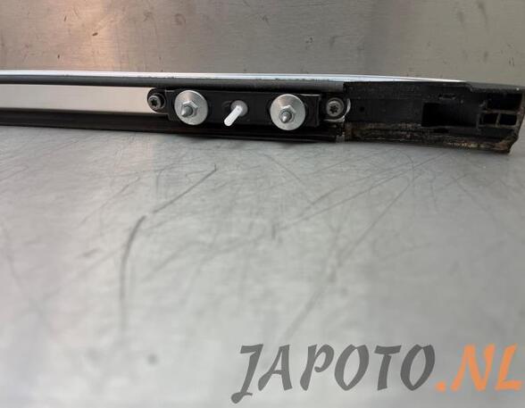 Roof Rails (Bars) TOYOTA AURIS (_E18_), TOYOTA AURIS Estate (_E18_), TOYOTA AURIS (_E15_)