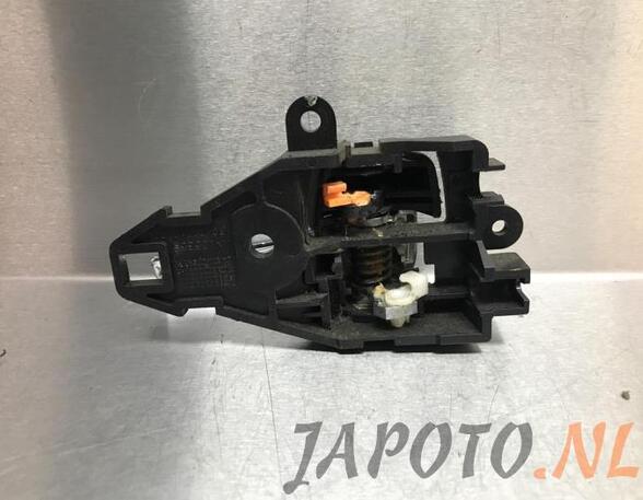 Türgriff links hinten Mitsubishi Lancer VIII CYA, CZA  P15838270