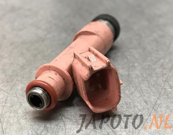 Injector Nozzle TOYOTA YARIS (_P13_)