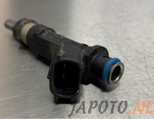 Injector Nozzle TOYOTA YARIS (_P9_)