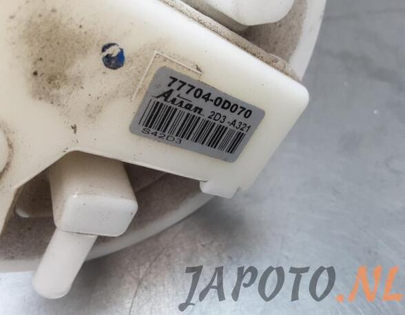 Fuel Pump TOYOTA YARIS (_P13_)