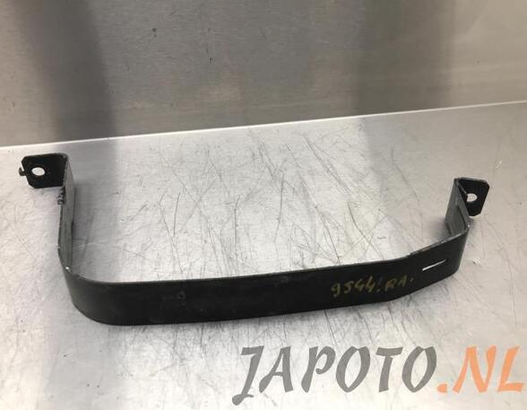 Fuel Tank Strap SUZUKI SX4 S-CROSS (JY)