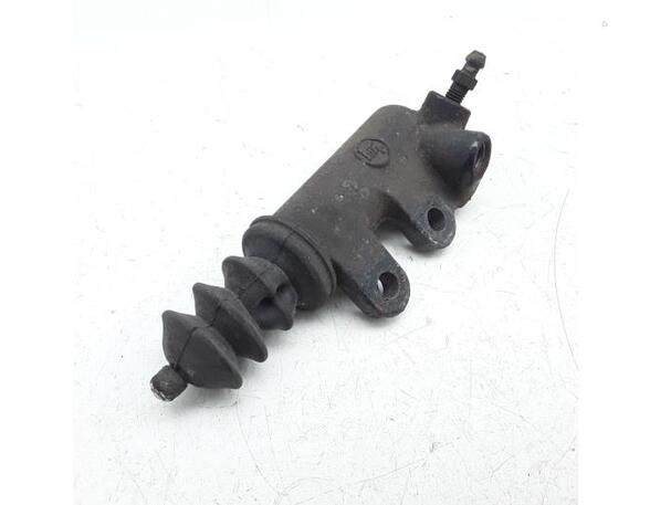 Clutch Master Cylinder TOYOTA COROLLA Verso (_E12_)