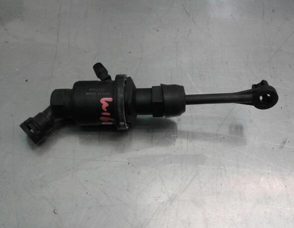 Clutch Master Cylinder NISSAN JUKE (F15)