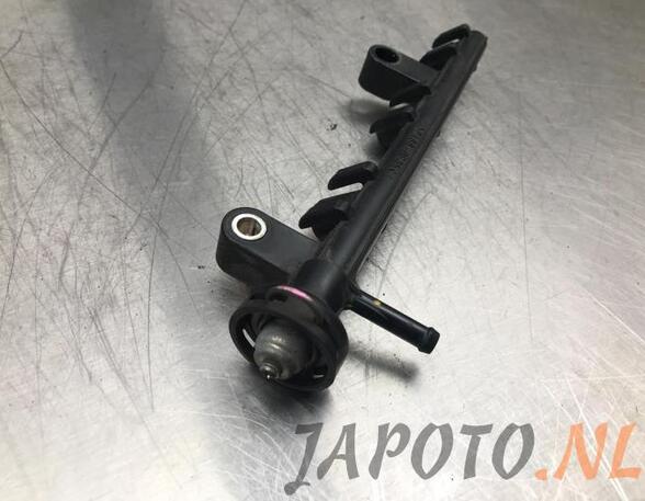 Petrol Fuel Rail DAIHATSU SIRION (M3_), SUBARU JUSTY IV