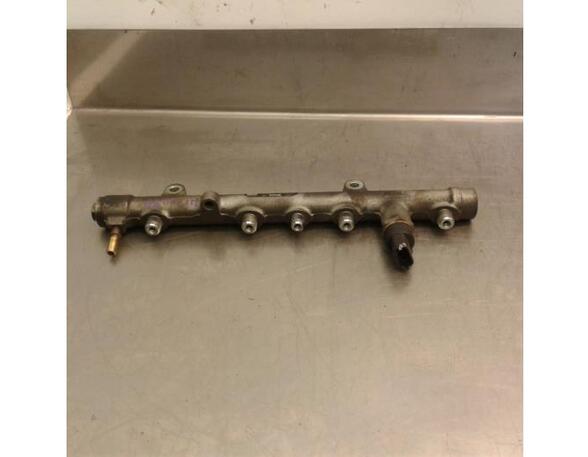 Petrol Fuel Rail NISSAN PRIMERA Estate (WP12)