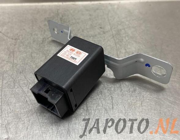 Wash Wipe Interval Relay HYUNDAI i40 I CW (VF)