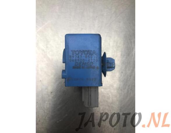 Wash Wipe Interval Relay TOYOTA AURIS (_E18_), TOYOTA AURIS Estate (_E18_)