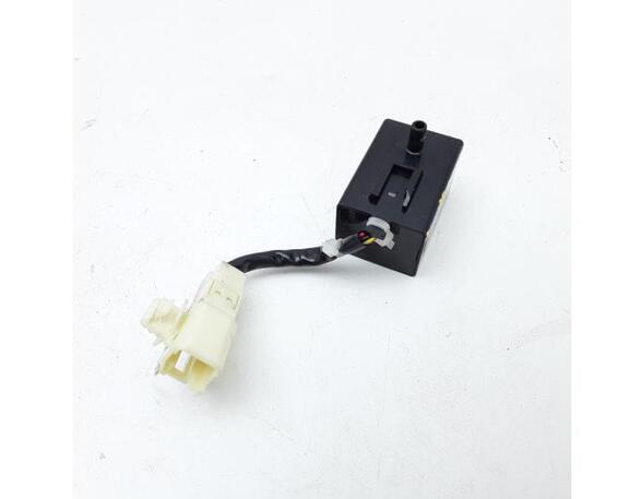 Wash Wipe Interval Relay TOYOTA GT 86 Coupe (ZN6_)