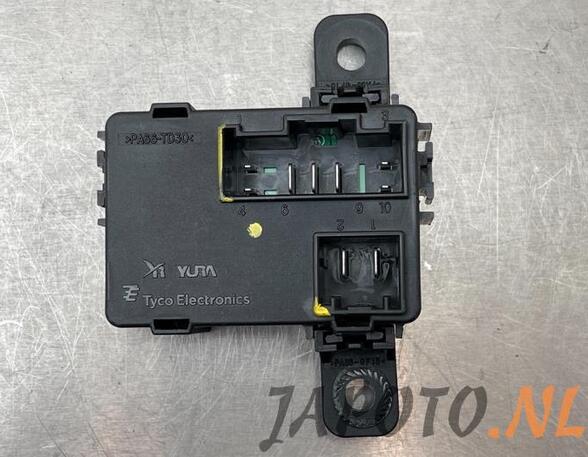 Wash Wipe Interval Relay HYUNDAI ix35 (LM, EL, ELH), HYUNDAI TUCSON (TL, TLE)